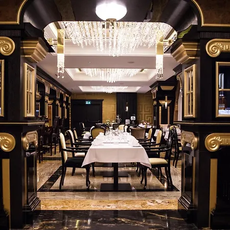 Dana Business & Conference 4*