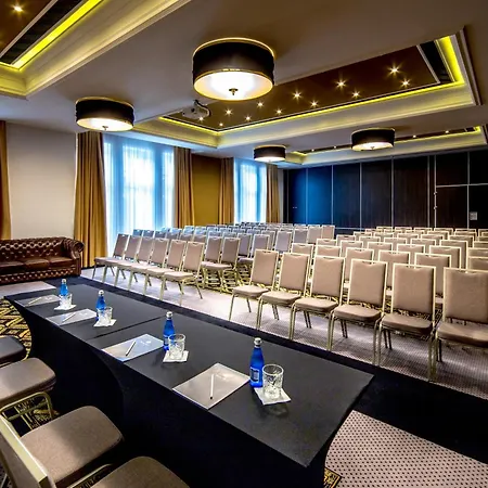 Отель Dana Business & Conference Щецин