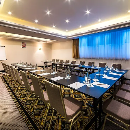 Dana Business & Conference 4* Щецин