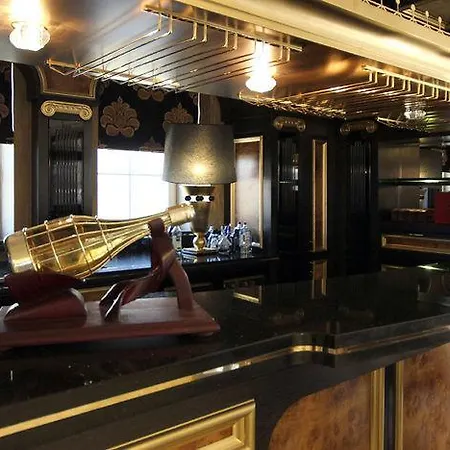 Dana Business & Conference Ξενοδοχείο