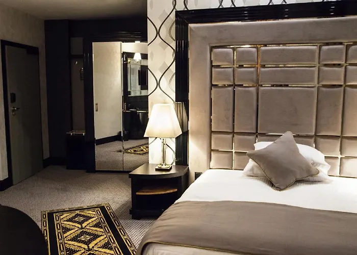 Dana Business & Conference Hotel